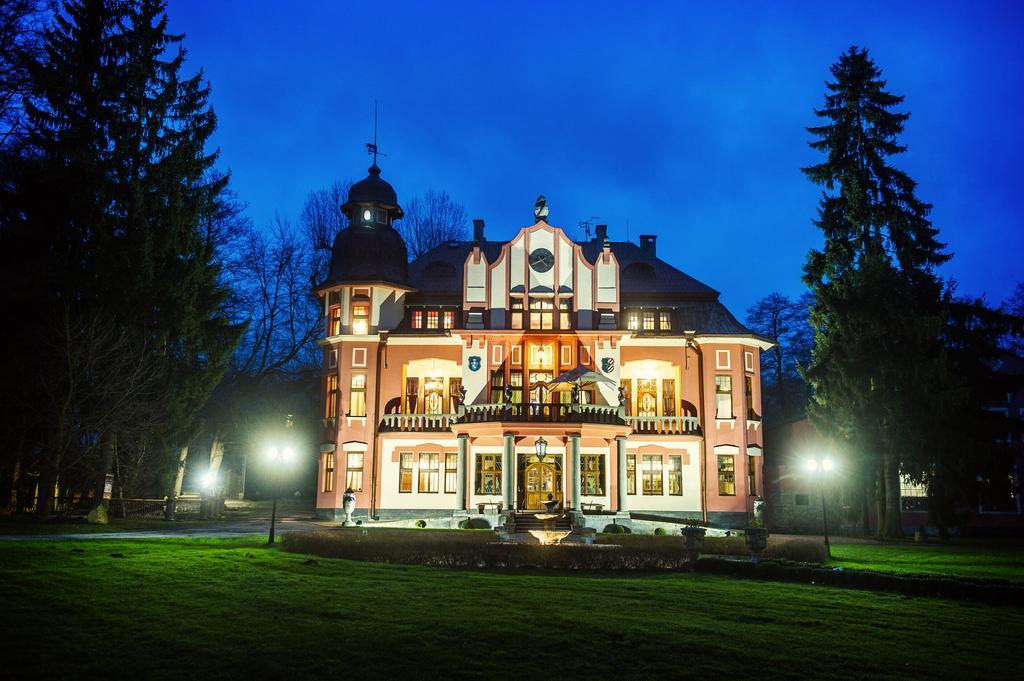 Letohrádek Sv. Vojtěch 4* Počátky